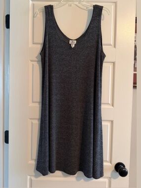 Women’s Sleeveless Dress